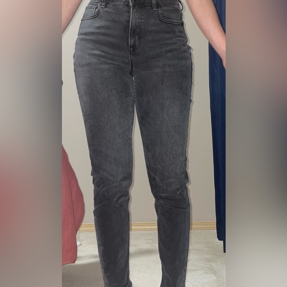 American Eagle Mom Jeans - Picture 3 of 5